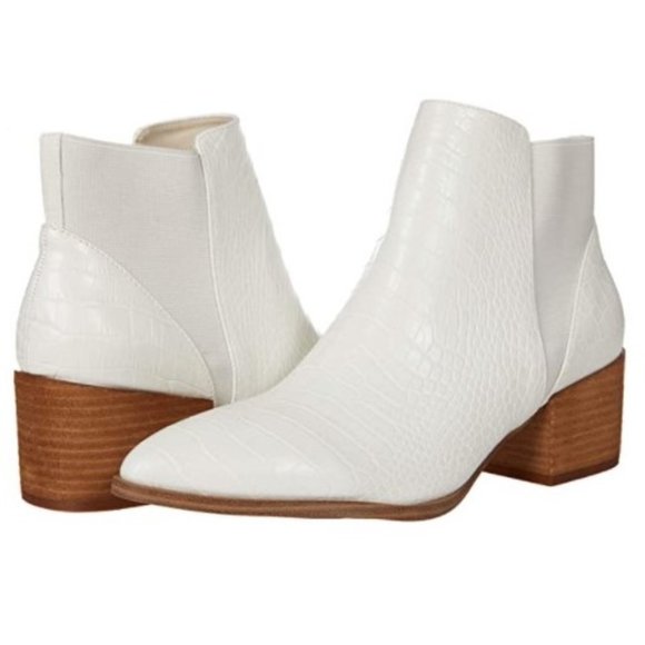 Chinese Laundry Shoes - CHINESE LAUNDRY Finn White Croc Ankle Boots 7.5